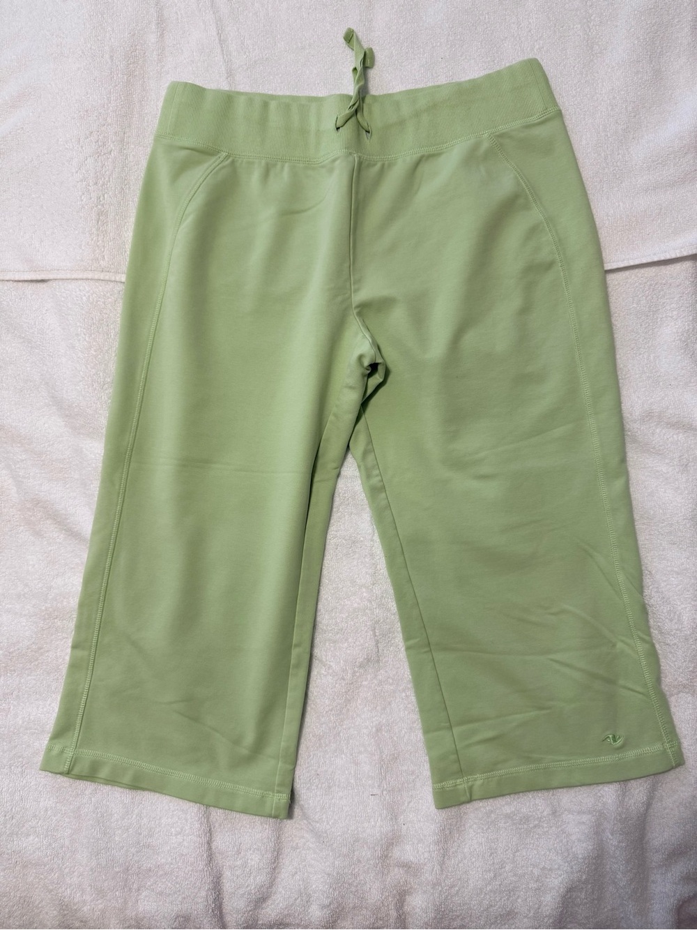 L (12-14) women’s Athletic Works Lime Green Pull-On Capri Joggers